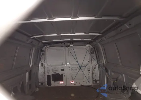 2002 Ford E-250 Commercial/Recreational z USA, uszkodzony, nr VIN 1FTNS24LX2HB16357